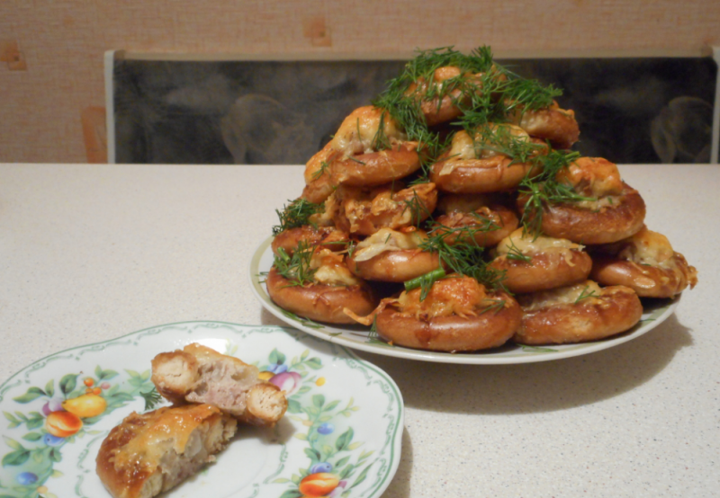 Drying with minced meat in the oven - 5 recipes on how to cook an original dish