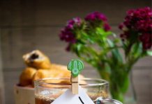 Un délicieux petit-déjeuner vous chargera d'humeur et d'énergie pendant toute la journée.